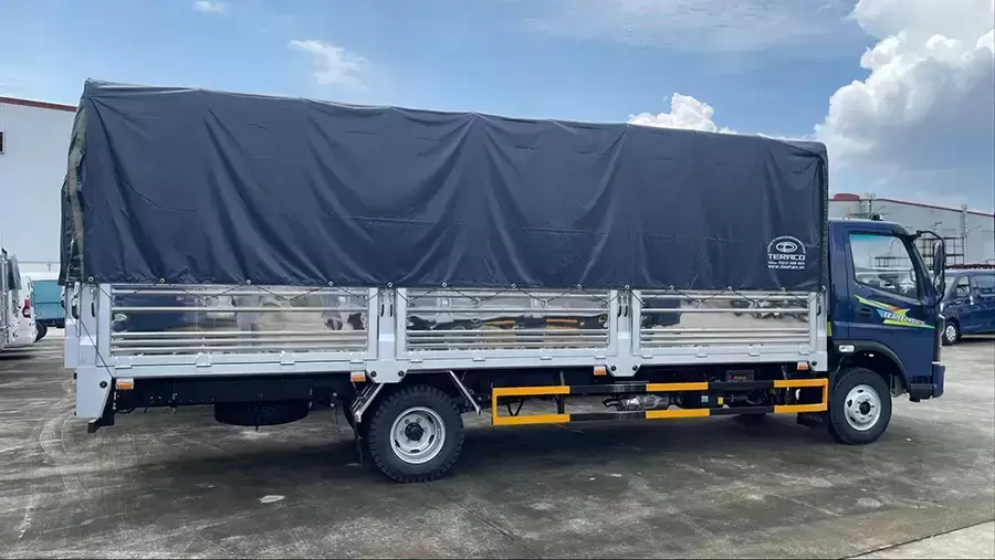 Thùng dài 6m3 chuyên chở tốt mọi loại hàng hóa